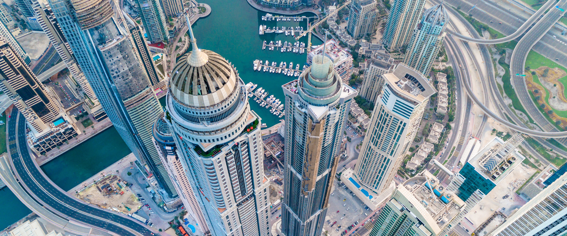 Vivere a Dubai da Residente: Cosa Cambia sul Piano Legale e Fiscale