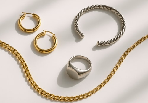 Oro e Argento insieme: Regole per Mescolare i Metalli nell'Abbigliamento e nei Gioielli